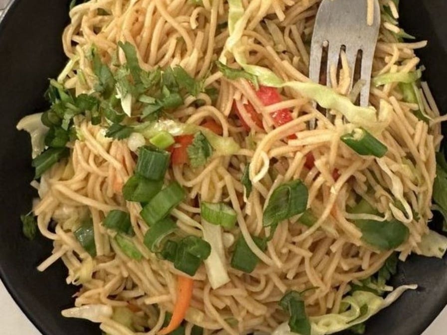Hakka Noodles (Kids Menu) (Online).