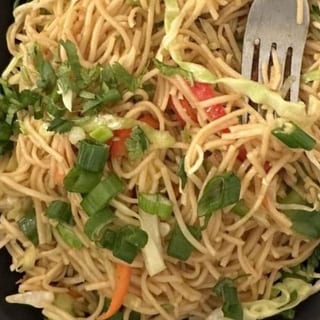 Hakka Noodles (Kids Menu) (Online)